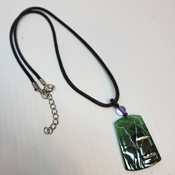 Jade natural grade A carved engraved square pendant necklace - Picture 7 of 13